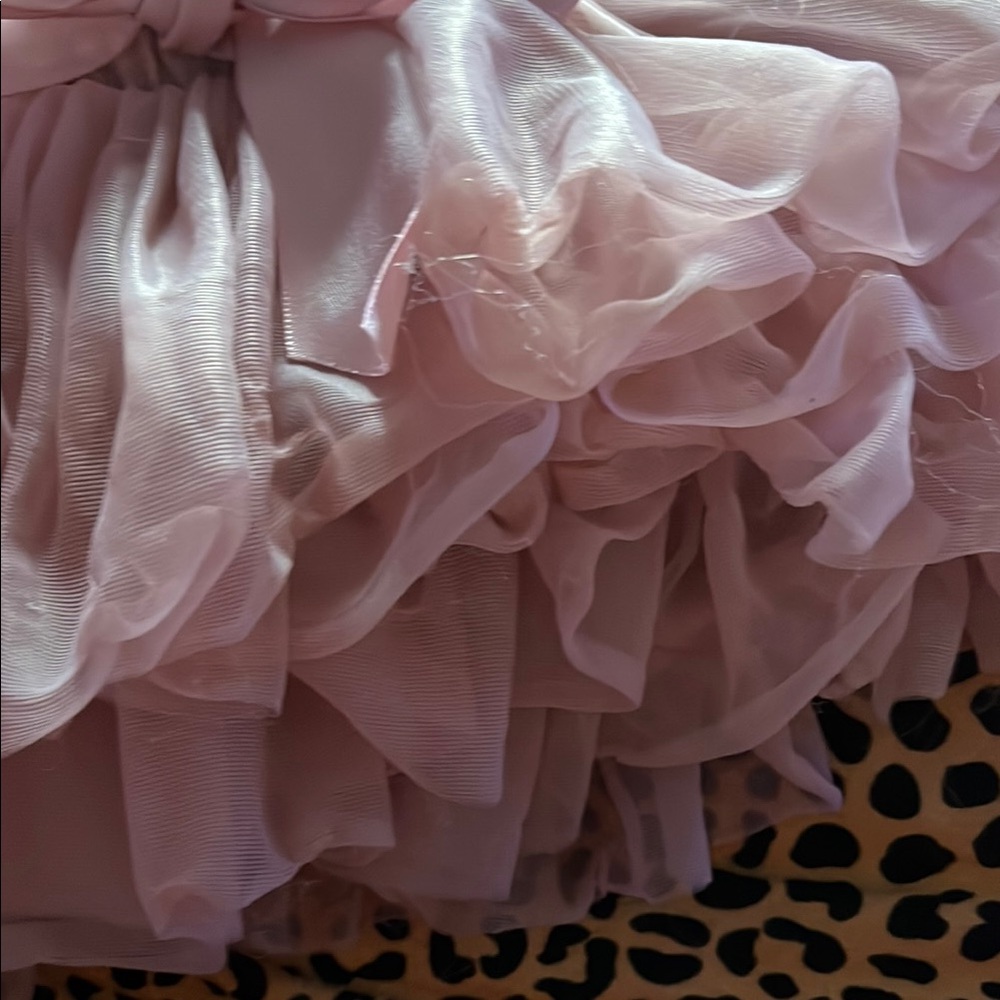 B31 Small Shop Pink Ruffled Tutu Skirt with Bow - Picture 3 of 5